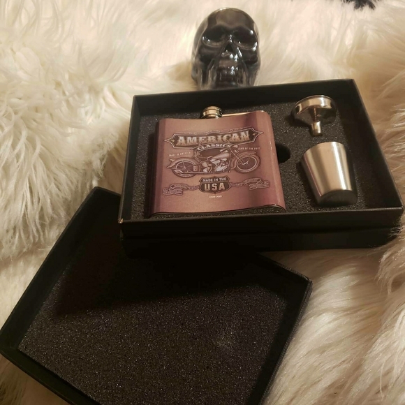 Collection - Picture 3 of 8